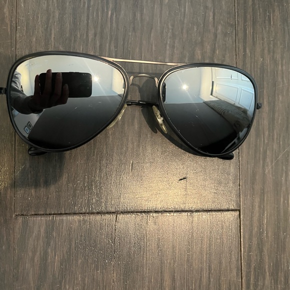 Ray Ban Aviators - Picture 3 of 6